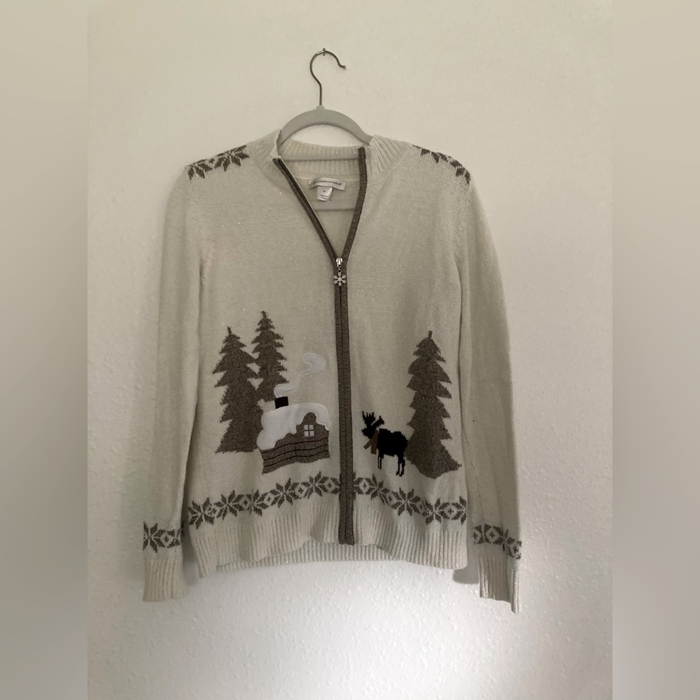 Christopher and banks Christmas sweater Size M